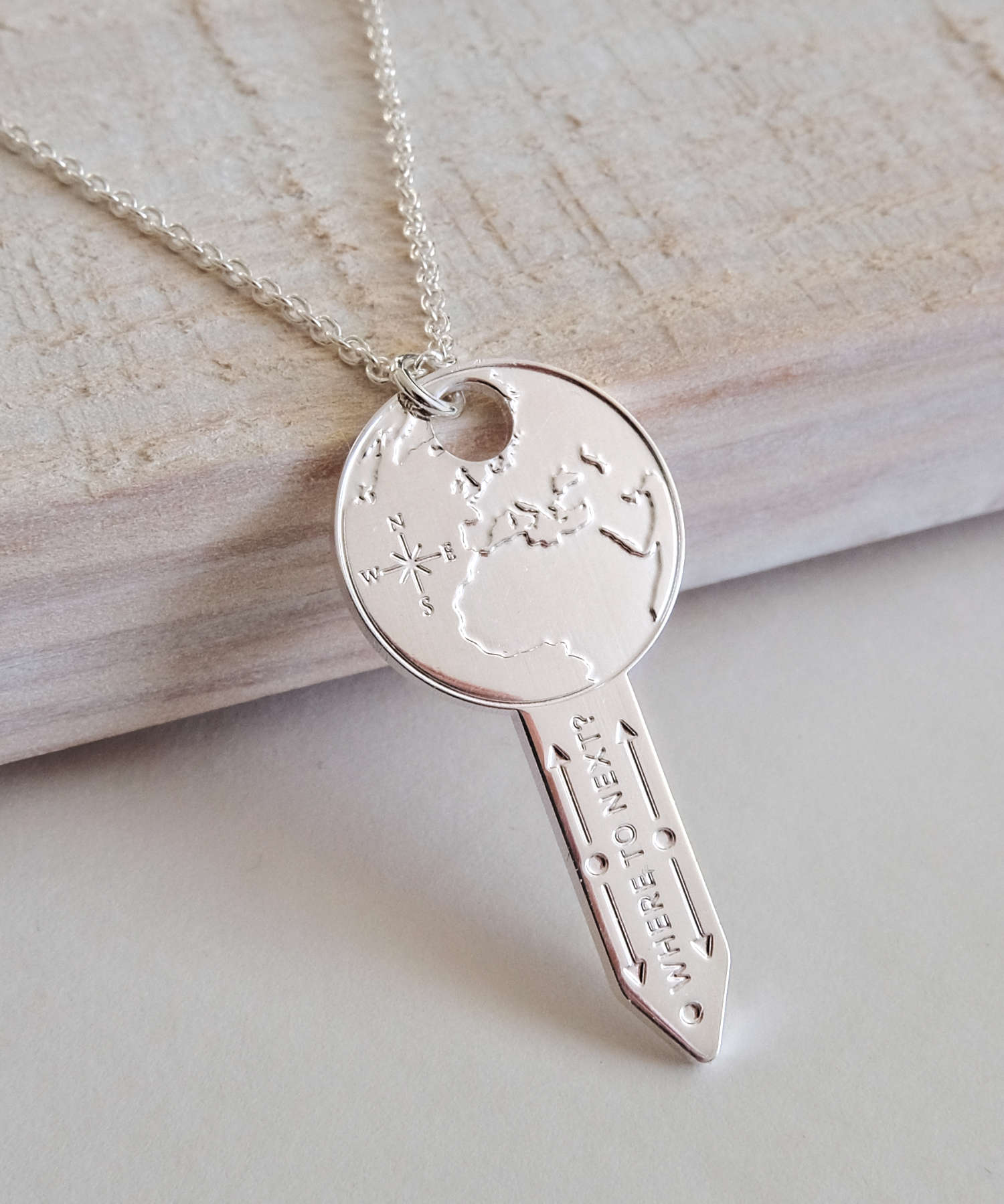 Key to the World Front View Cassiopi