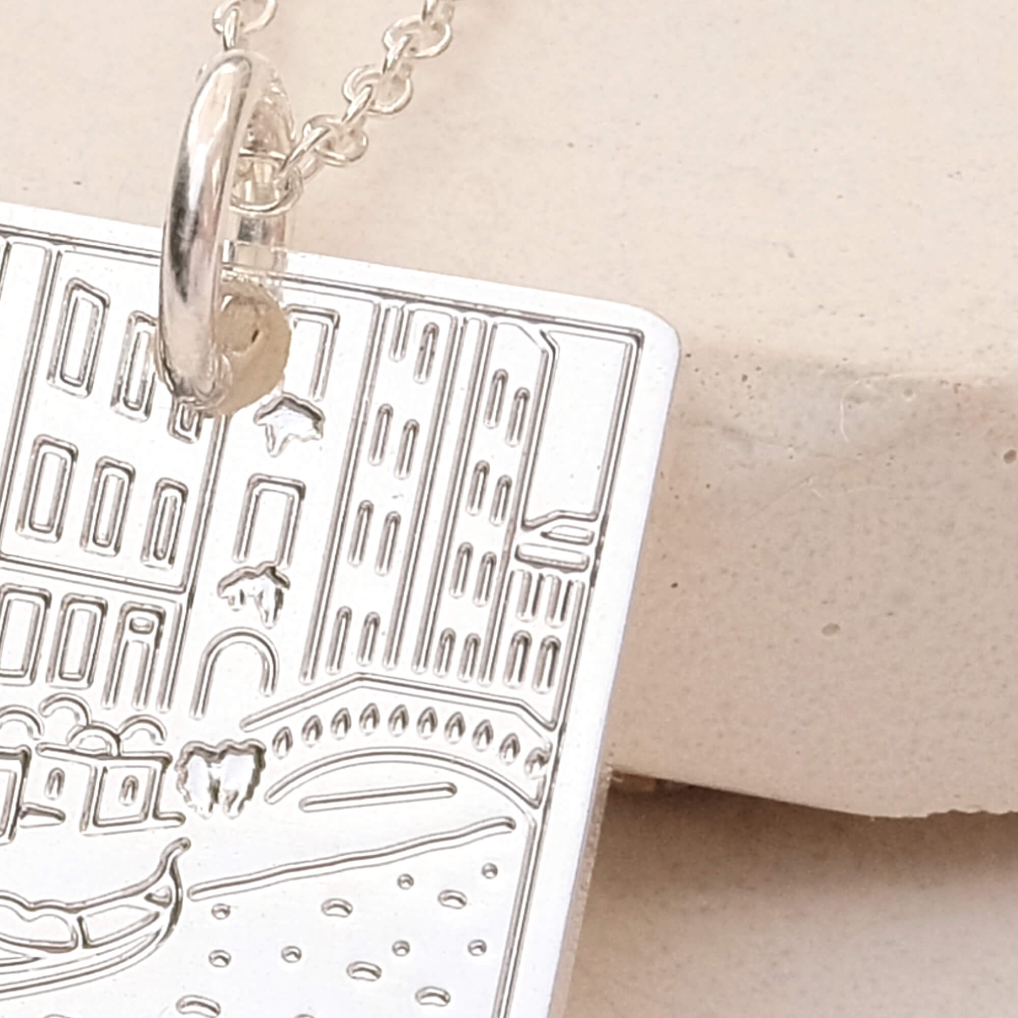 Venice Italy Necklace - Keepsake Travel Gift – Cassiopi